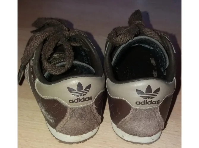 Adidas zapatillas Marrón oscuro 