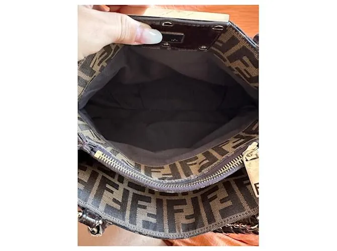 Fendi Miya Negro Marrón oscuro 