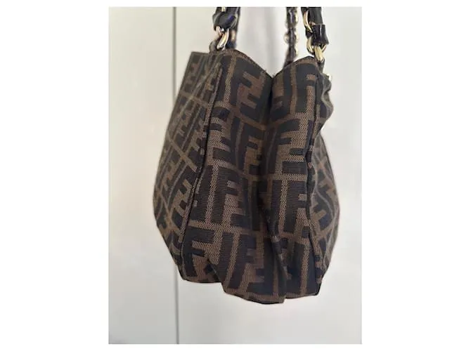 Fendi Miya Negro Marrón oscuro 