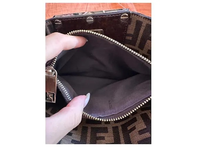 Fendi Miya Negro Marrón oscuro 
