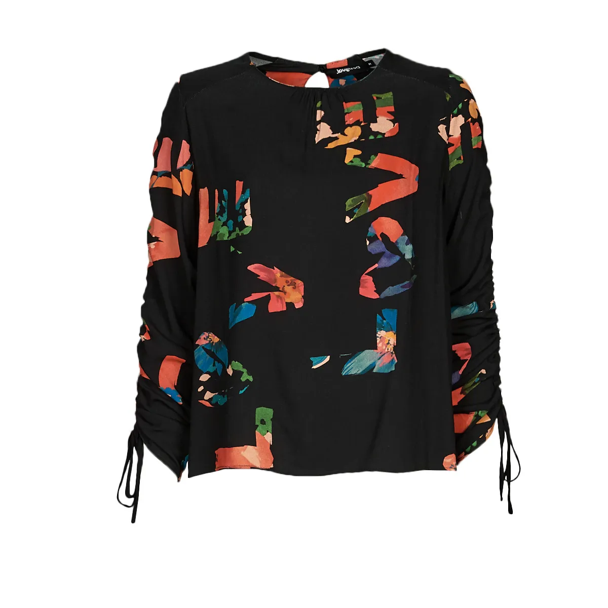 GRAPHIC LOVE