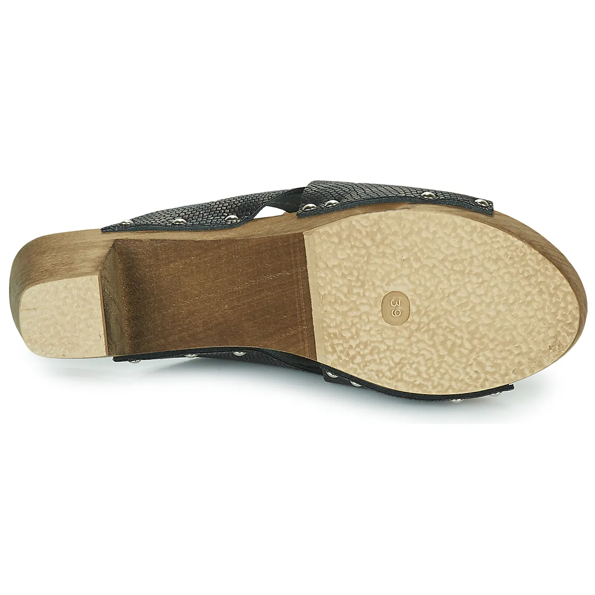 WOODENNIKE
